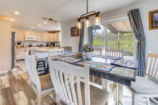 3 Mi to Beach Oregon North Coast Retreat - Warrenton - 6
