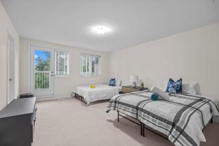 Modern Beautiful Home In Lakeview Mississauga - Mississauga - 7