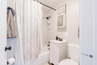 Bright & Modern 3BR and 1BA in Logan Square - Chicago - 3