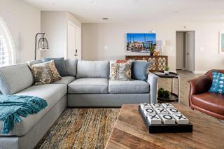 Art Deco Oasis - Vintage Charm Pool Firepit BBQ - 3