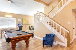 Spacious 5-bed, 3-bath home! - 8