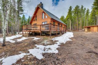 4 Mi to RMNP Allenspark Cabin with Wraparound Deck! - 8