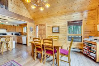 4 Mi to RMNP Allenspark Cabin with Wraparound Deck! - 4