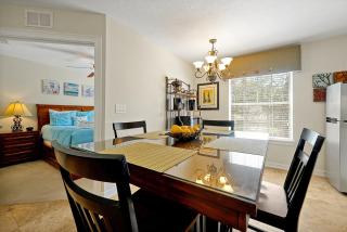 Cozy Family Retreat Minutes from Disneyland - Kissimmee - 2