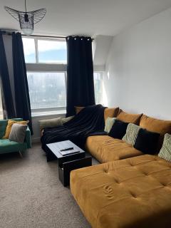 Opulent Skyline Stays - Manchester - 9