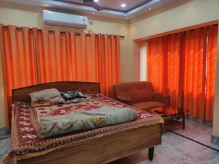 Luxury penthouse on budget - Calcuta - 0
