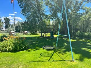 Charming Cottage on half acre in heart of Midway - Midway - 9