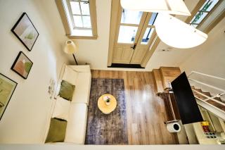 Duplex Garden Villa with Private Courtyard Jing'an Villa Near Metro Downtown Shanghai - Shanghai - 9