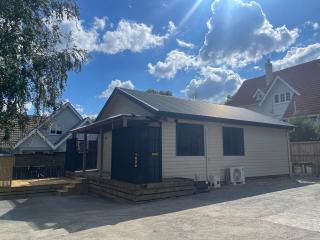 Modern 2 bedrooms house opposite Waikato Hospital - Hamilton - 1