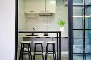 Duplex Garden Villa with Private Courtyard Jing'an Villa Near Metro Downtown Shanghai - Shanghai - 2