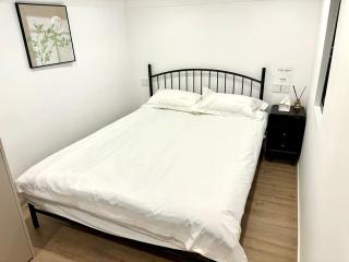 Duplex Garden Villa with Private Courtyard Jing'an Villa Near Metro Downtown Shanghai - Shanghai - 4