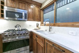 Centrally Located 3 Br In Lionshead Village W- Pool, Walk To Lift! - Vail - 5