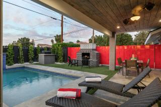 Bella Rosa- Close to Old Town with Pool & Hot Tub - Scottsdale - 3