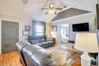 Pet-Friendly Home with Porch Near Chickasha! - 7