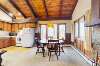 Unit 2 - Retro Ski Chalet - Killington - 7