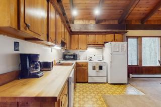 Unit 2 - Retro Ski Chalet - Killington - 6