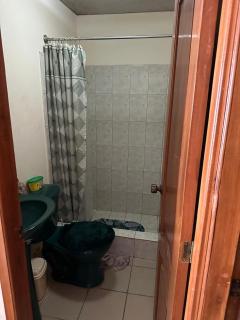 Casa comoda con seguridad privada cerca de la playa - José Luis Tamayo - 3