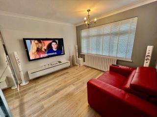 Timeless English Elegance 4BR Luxury Home in Petts Wood - Orpington - 5