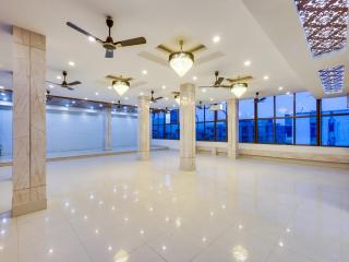 Townhouse Royal Inn - Guwahati - 2