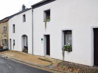 Simple holiday home for the budget traveller - Villers-devant-Orval - 0