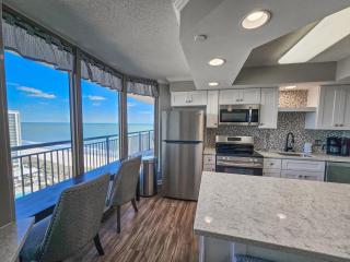 1707 Brighton, impressively remodeled, 3 bedroom ocean view condo - Myrtle Beach - 2
