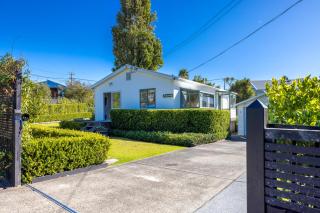 Tranquility Cottage, Oneroa - - 9