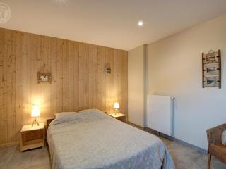 Gîte Familial 200m² avec Jardin, Terrasse, Jeux, et Confort Moderne à Chazelles-sur-Lyon - FR-1-496-203 - Chazelles-sur-Lyon - 9