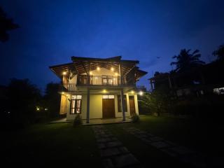 SaDev Lake Villa Bandaragama - Bandaragama - 9