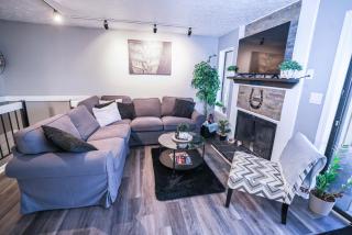 Cozy Retreat Golf, Lake & Nature at Beautiful Lake Monroe - 0