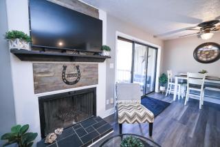 Cozy Retreat Golf, Lake & Nature at Beautiful Lake Monroe - Bloomington - 2