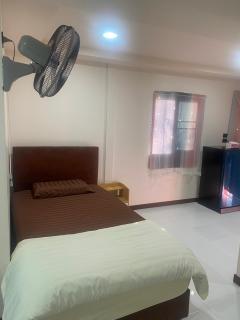 Aiem-Wilai Guesthouse - Suratthani - 1
