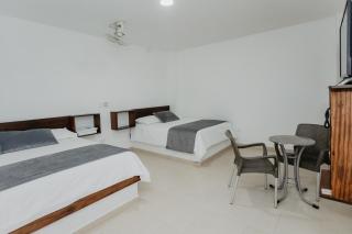 Hotel Plataneras Confort - Turbo - 3