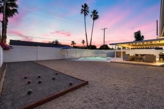 Desert Mirage Home -Retro Chic with Pool Grille & Bocce - Scottsdale - 7
