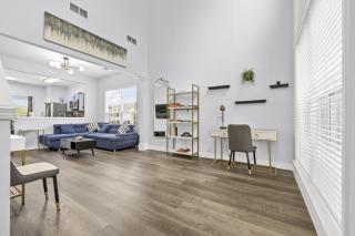 Family Retreat with Modern Comforts - Charlotte - 4