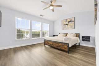 Family Retreat with Modern Comforts - Charlotte - 7