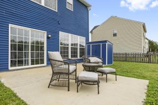 Family Retreat with Modern Comforts - Charlotte - 6