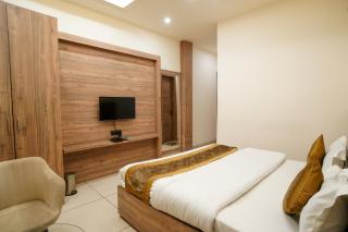 Jannat Hotel - Chamba - 0