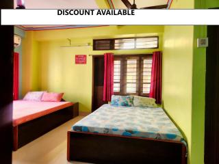 Nuptial House Lodge Utopia Hotel - Guwahati - 2