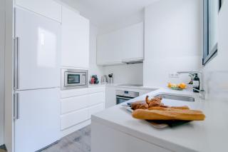 Decô Apartments Barcelona-Diagonal - 4