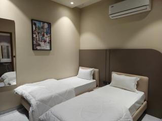 Hotel Elite - Bhachāu - 8