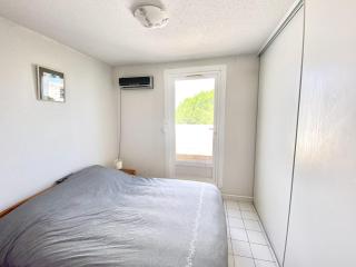 APPARTEMENT 1 CHAMBRE ET PISCINE POUR 6 PERSONNES - 8