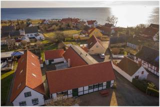 Cozy Apartment In Old Farm - Svaneke - 0