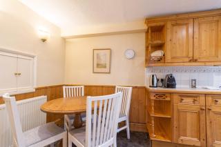 Holiday Home of the Month! Finchley, Sleeps 4 - London - 6