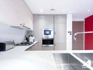 Chic Comfort at oxford Residence - 4