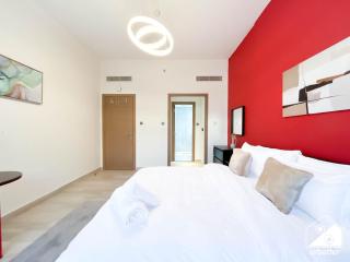 Chic Comfort at oxford Residence - 3