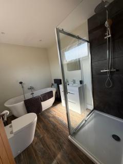 Lakeside Lodge - Eastleigh - 2