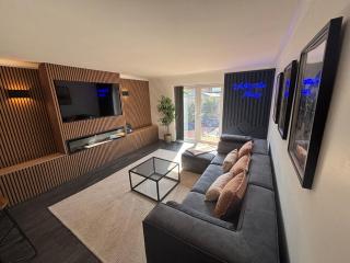 Hot Tub, Private Parking, King Bed, Beach luxury - Cleethorpes - 8