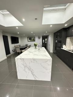 Joan's Getaway House - Wickford - 9