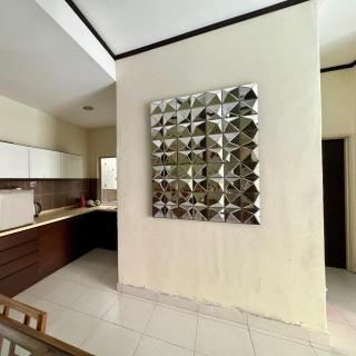 Gold Coast Morib Apartment - Banting - 2