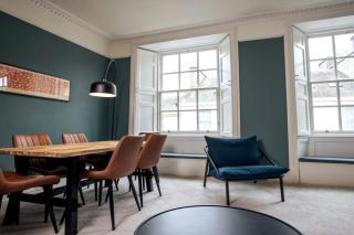 Elegant 3BD Georgian Retreat in Perth City Centre - Perth - 3